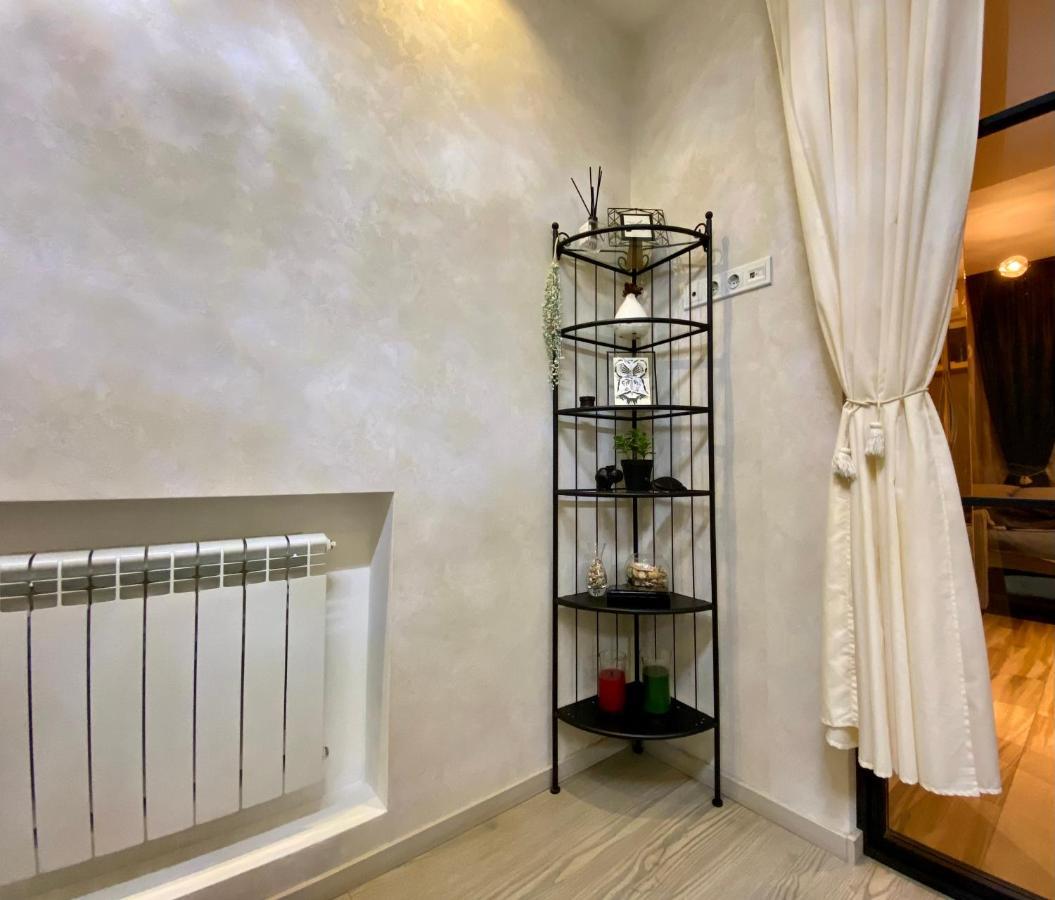 Very Center Of The Old City-Stylish Apartment 트빌리시 외부 사진