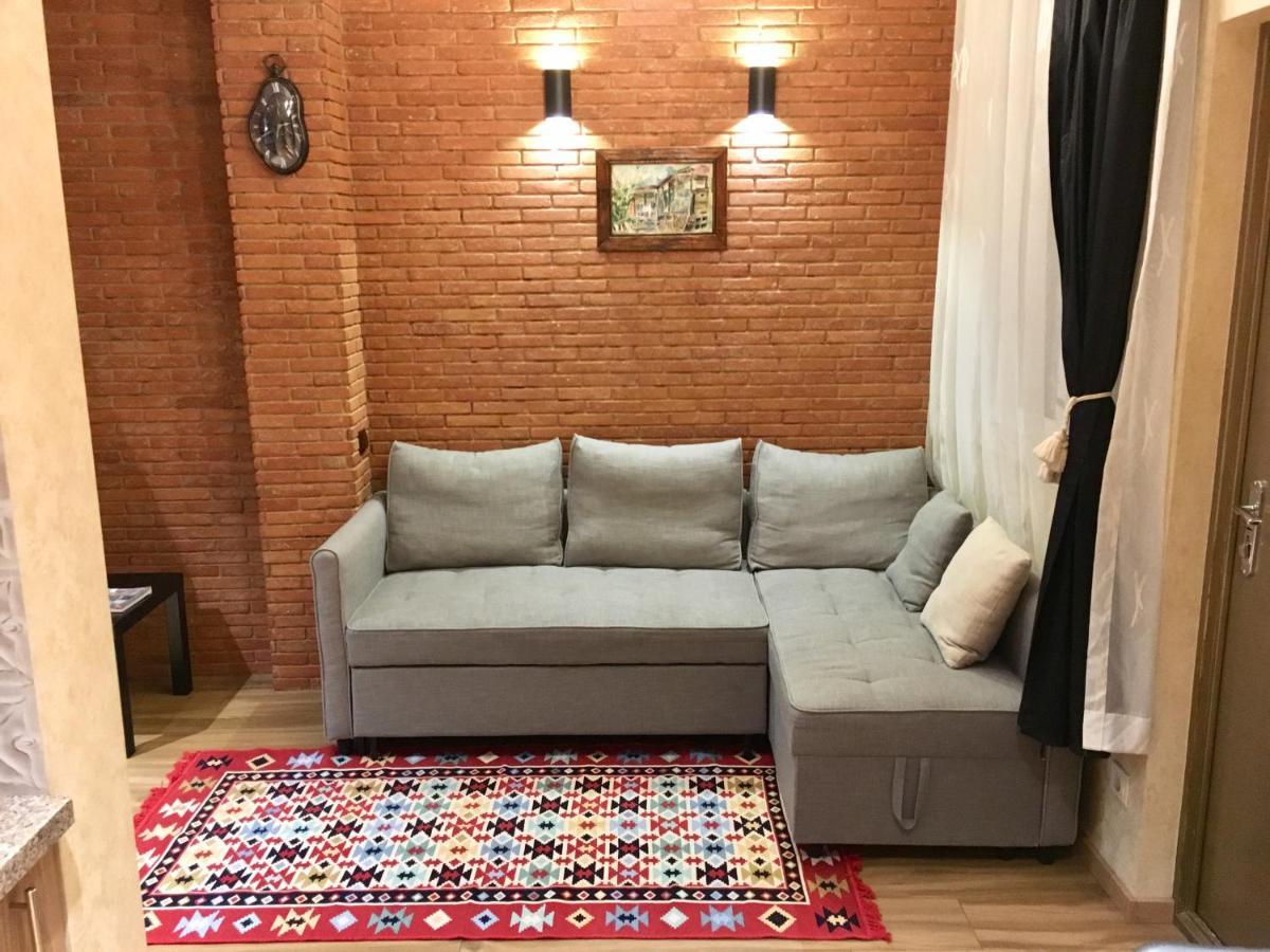 Very Center Of The Old City-Stylish Apartment 트빌리시 외부 사진