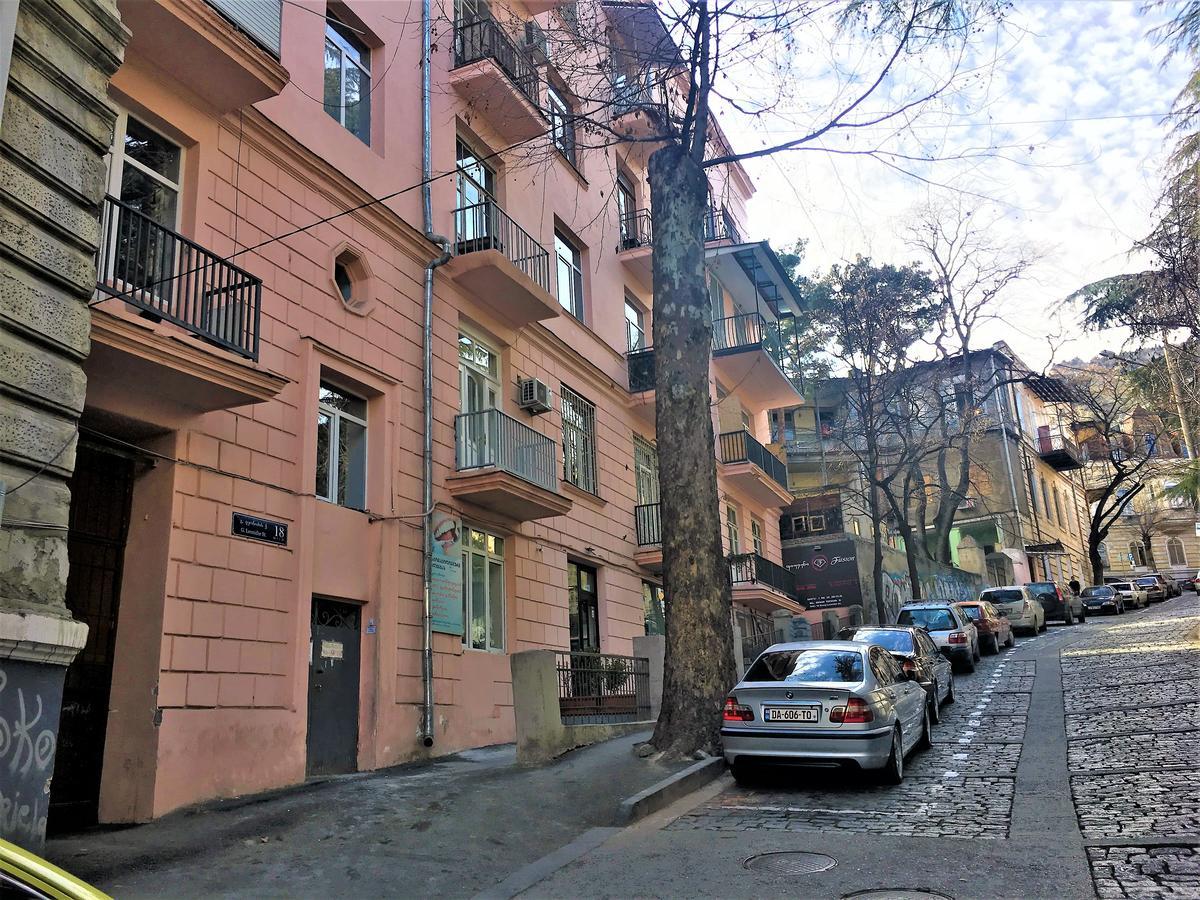 Very Center Of The Old City-Stylish Apartment 트빌리시 외부 사진