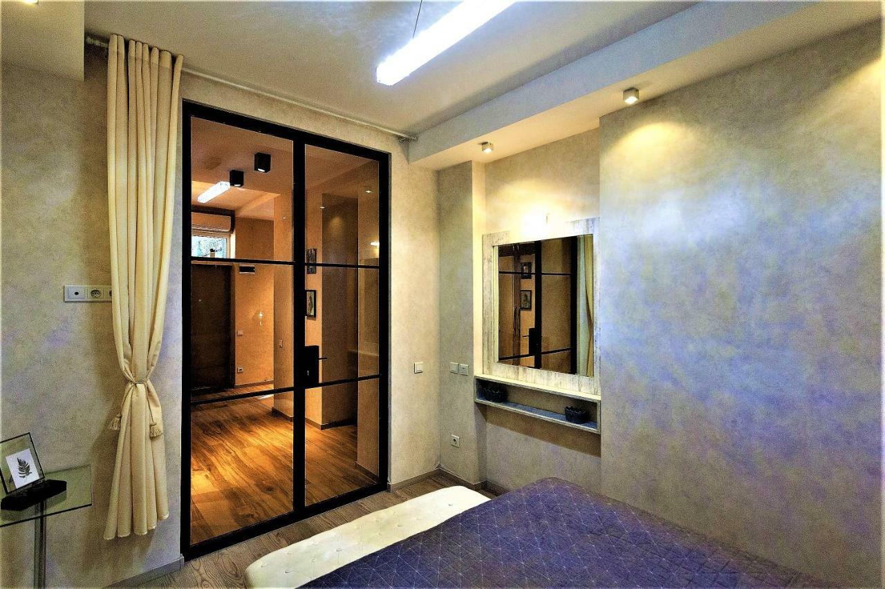 Very Center Of The Old City-Stylish Apartment 트빌리시 외부 사진